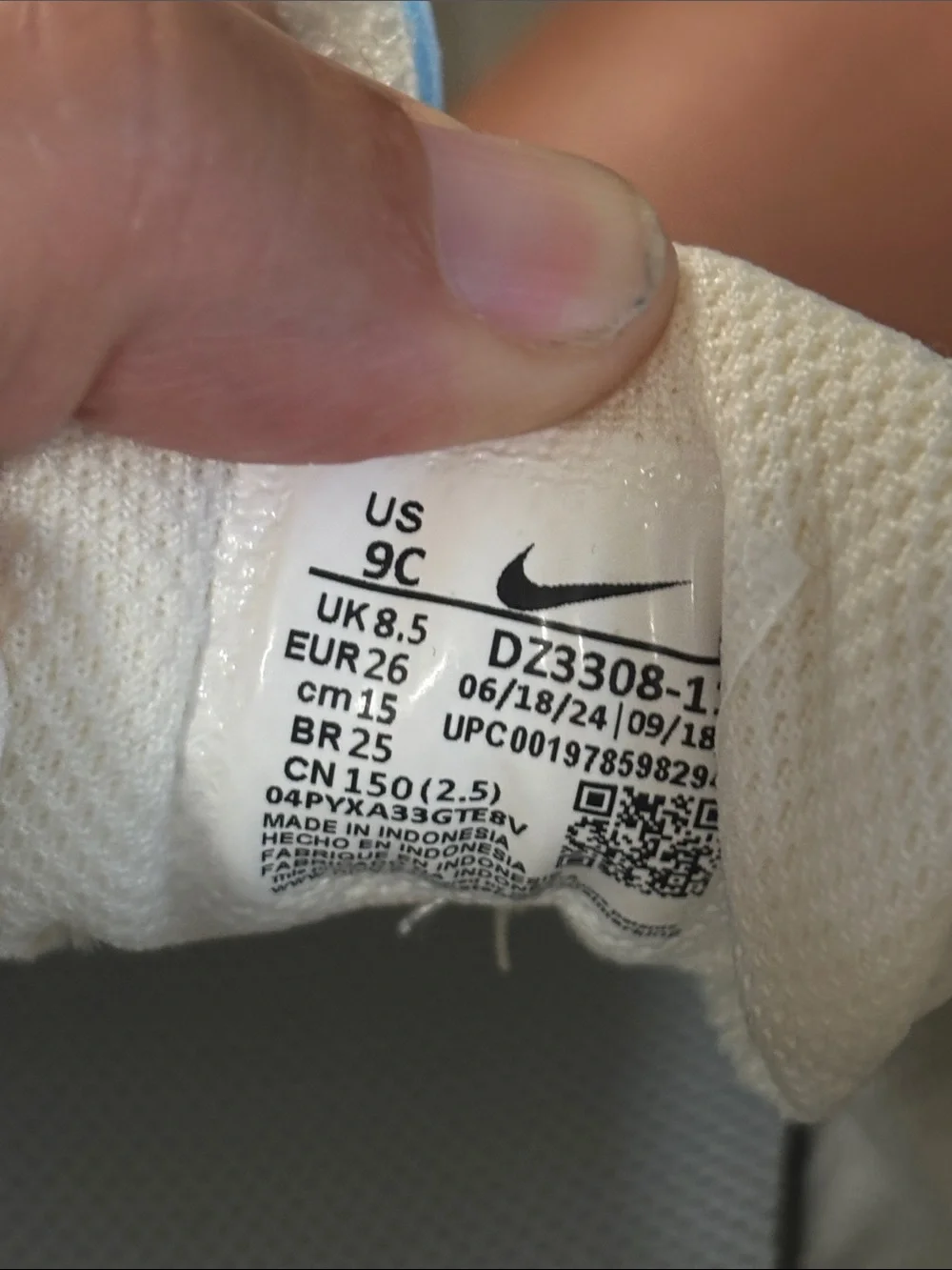 Nike Kids Light Blue and White Sneakers 9C
